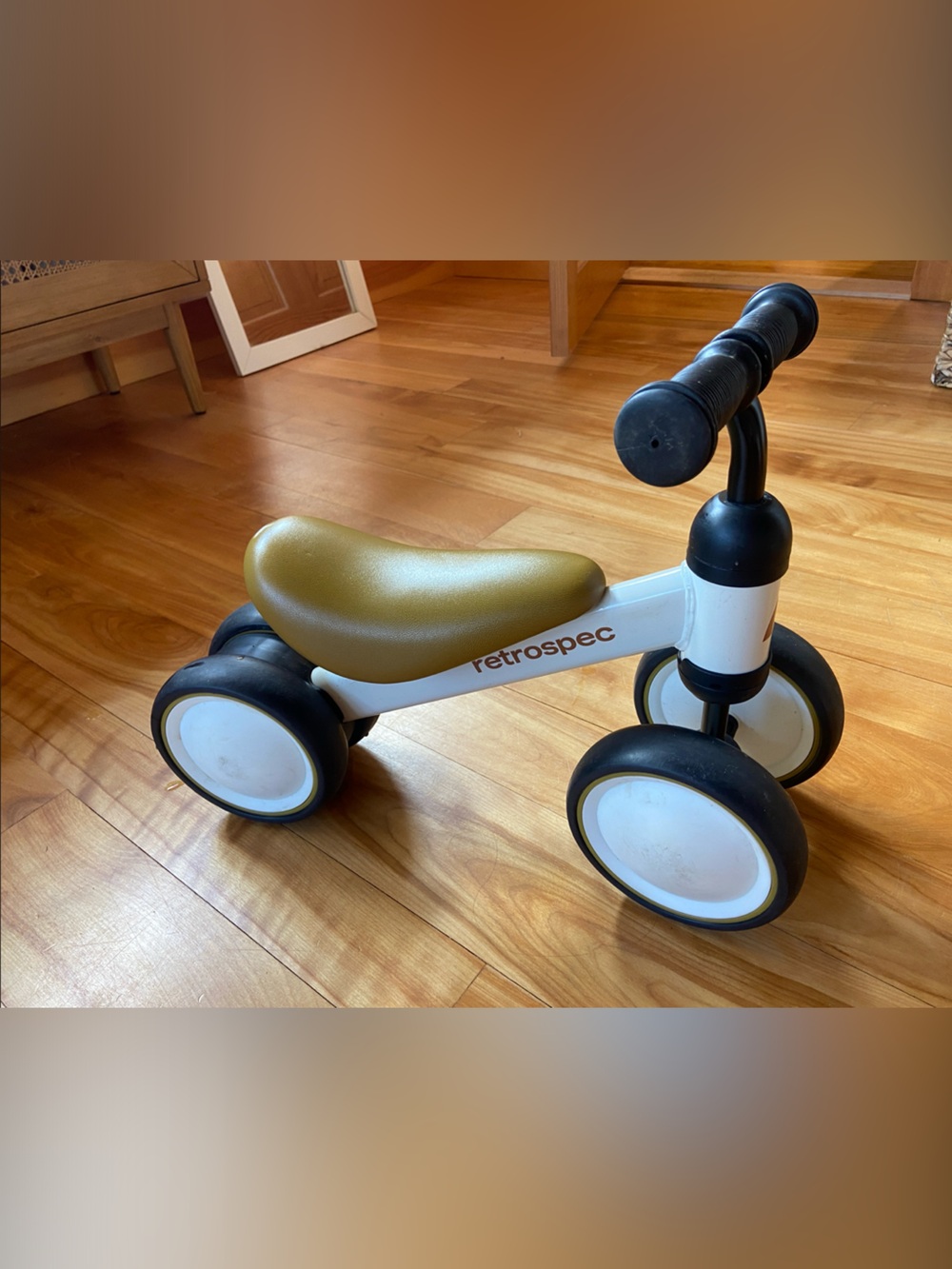 Retrospec cricket baby walker